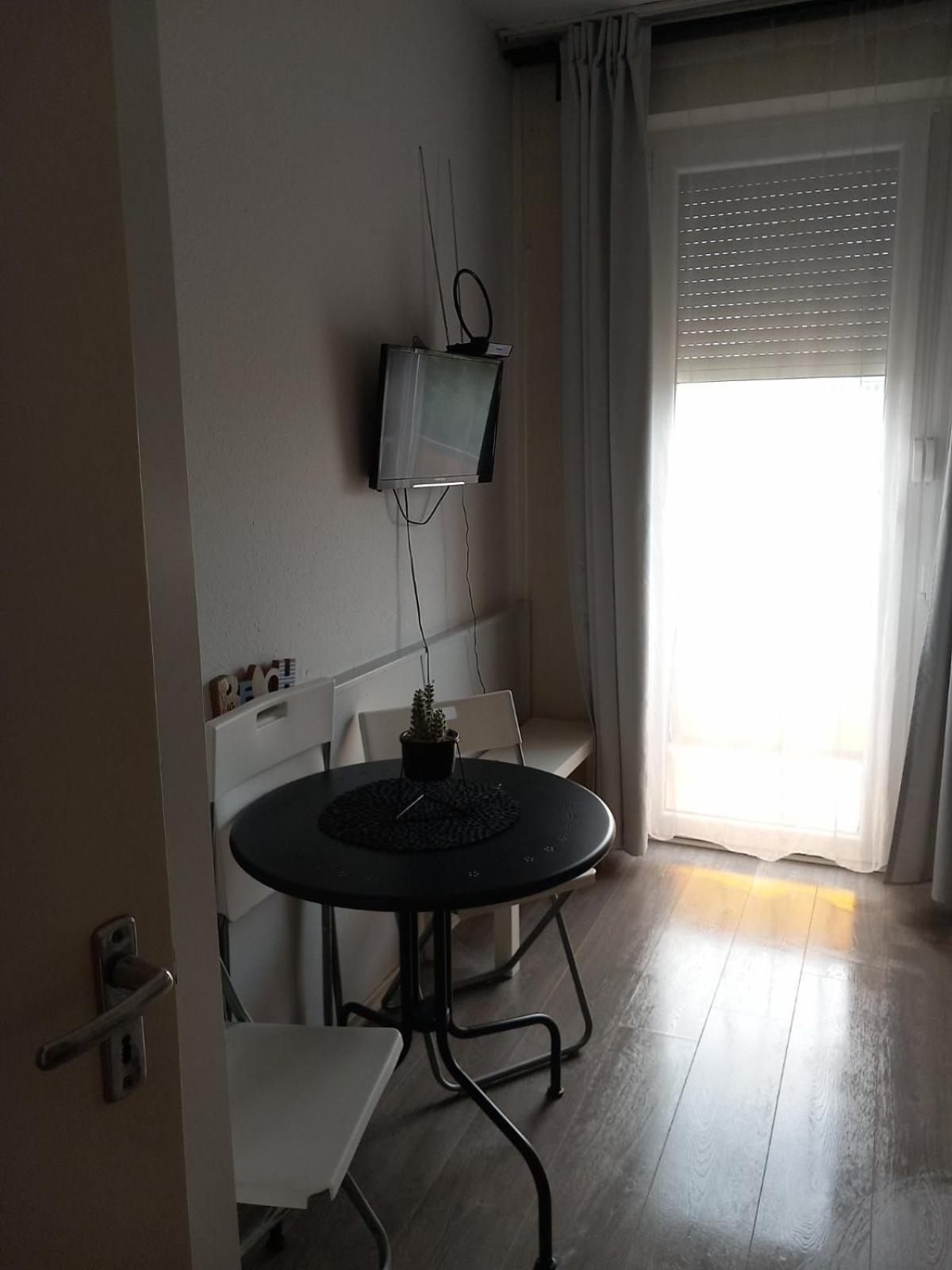 Milan Apartmanok 希欧福克 外观 照片