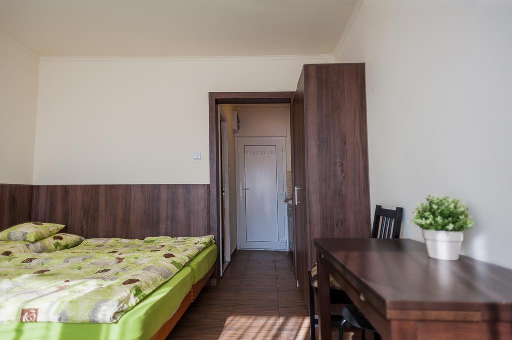 Milan Apartmanok 希欧福克 外观 照片