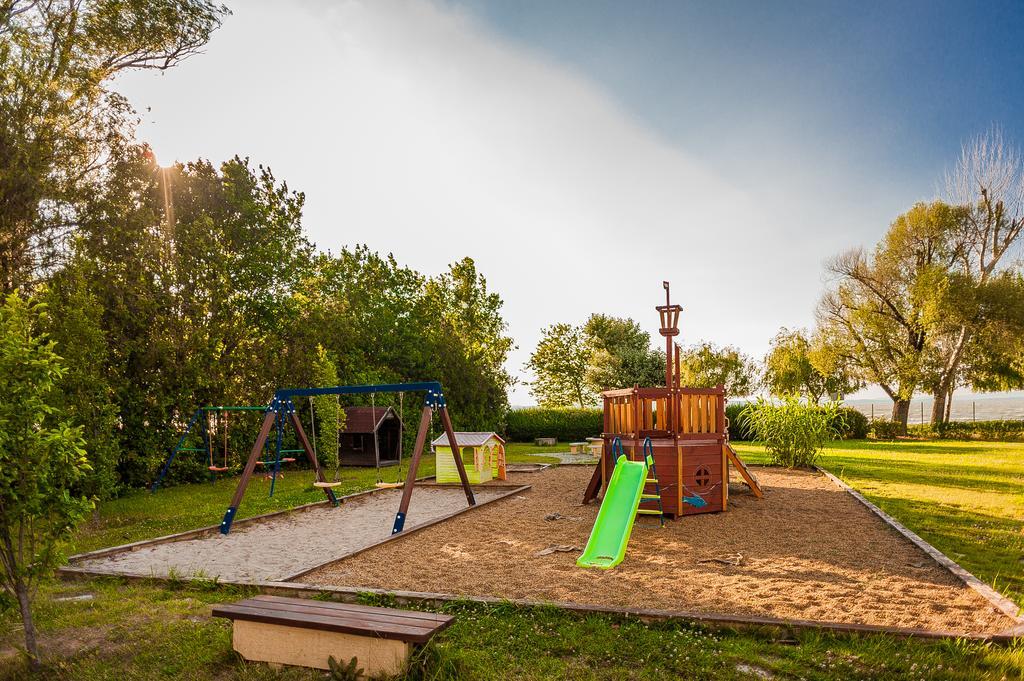 Milan Apartmanok 希欧福克 外观 照片