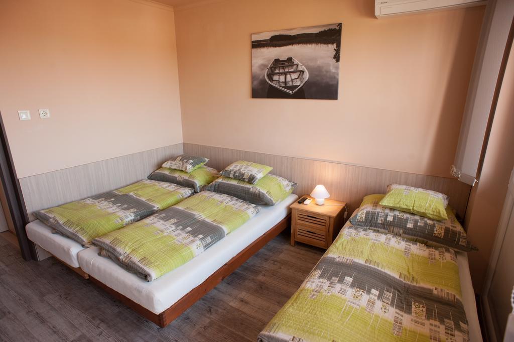 Milan Apartmanok 希欧福克 外观 照片
